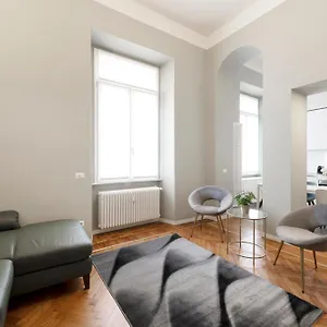 Royal – Centro Milano